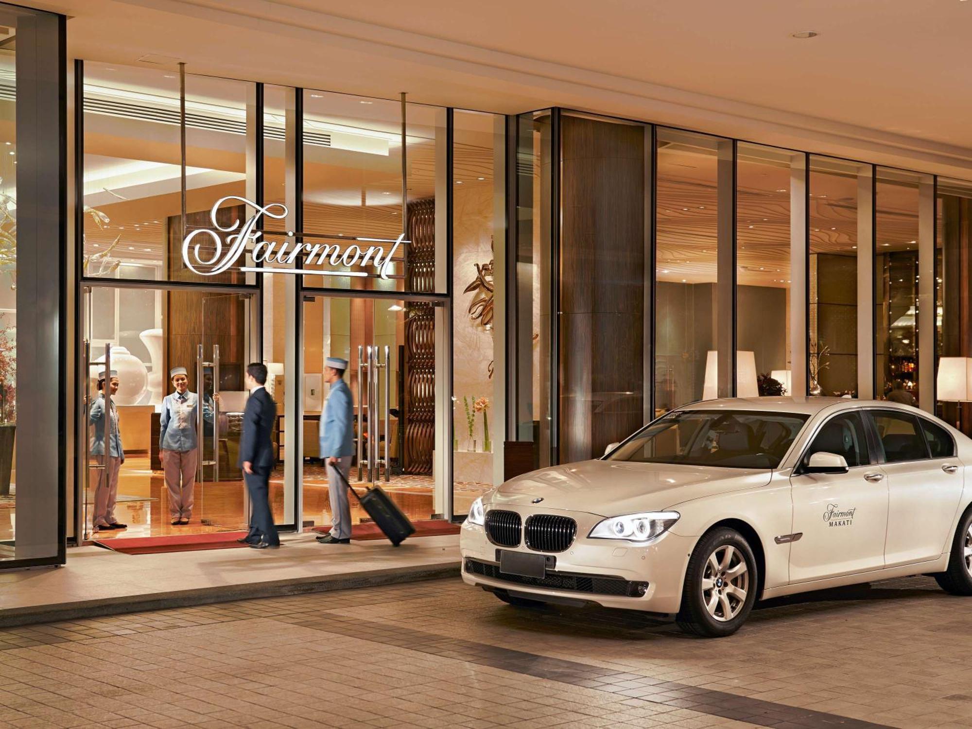 Fairmont Makati Makati City Exterior foto Entrance of Fairmont Jakarta
