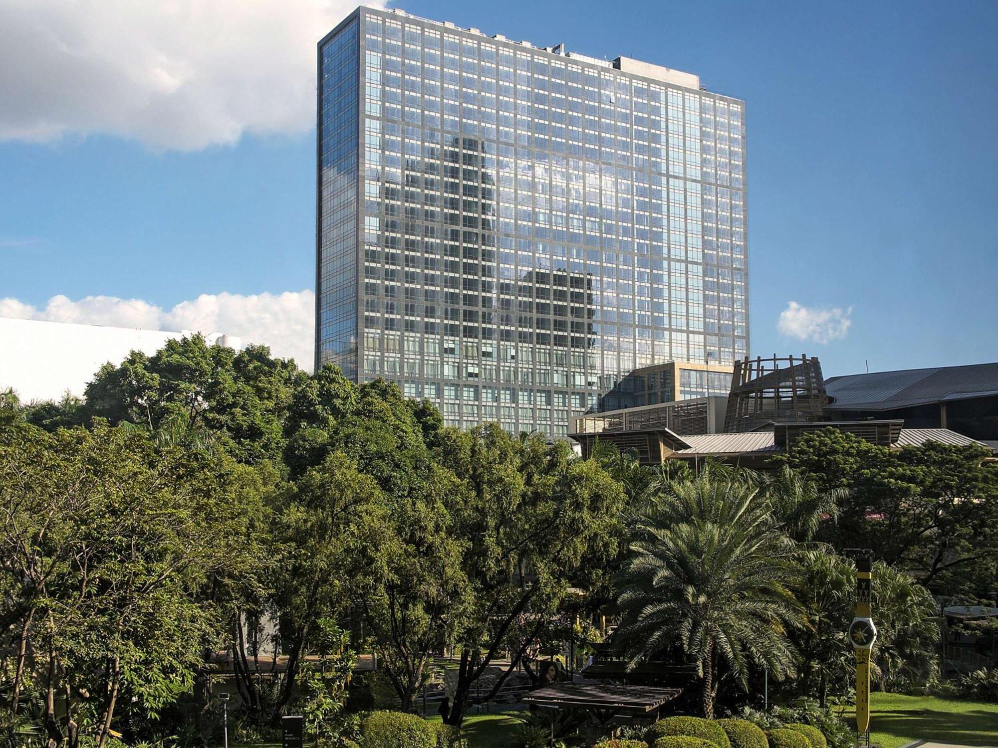Fairmont Makati Makati City Exterior foto The University of Texas MD Anderson Cancer Center