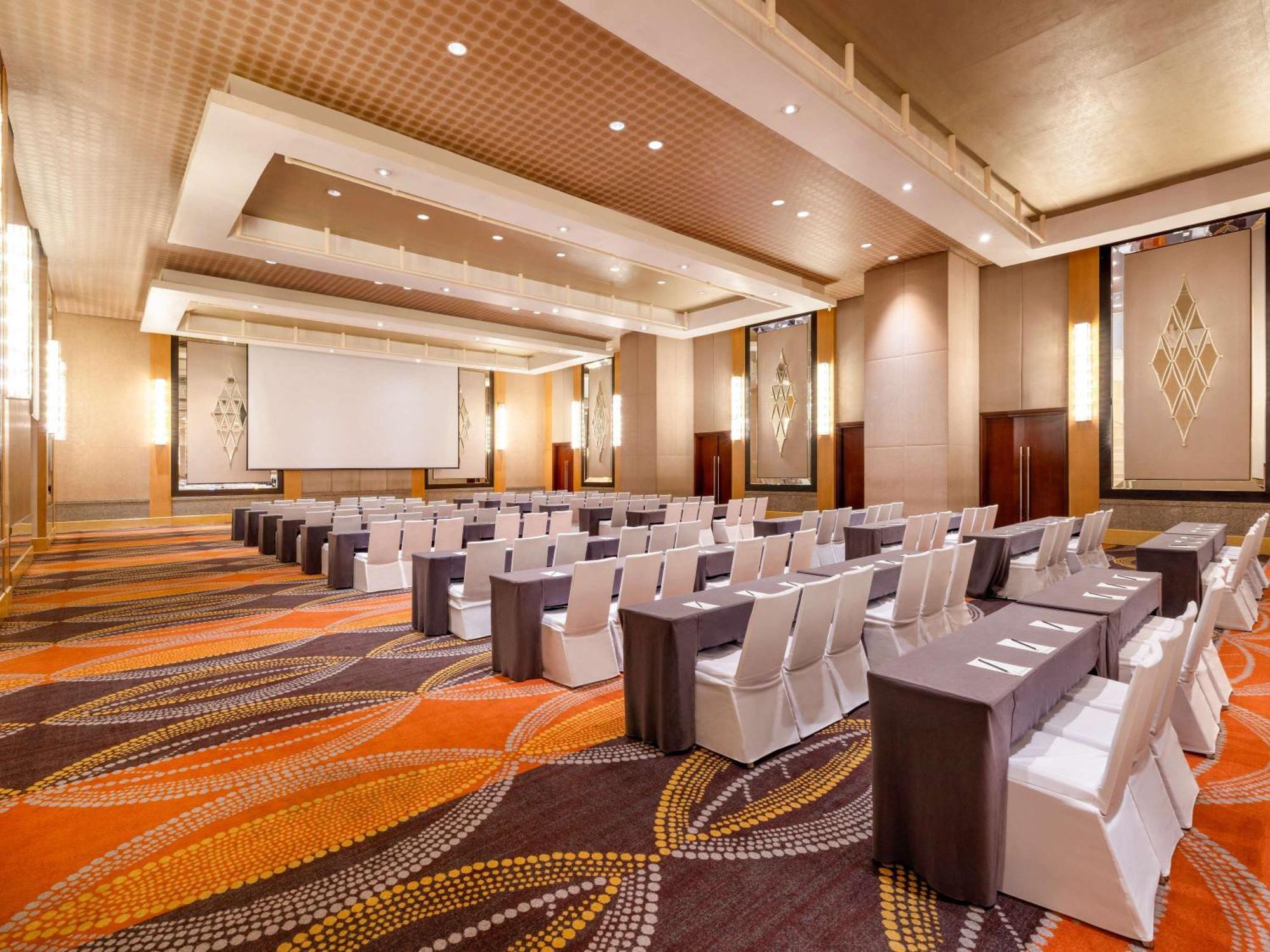 Fairmont Makati Makati City Exterior foto The ballroom